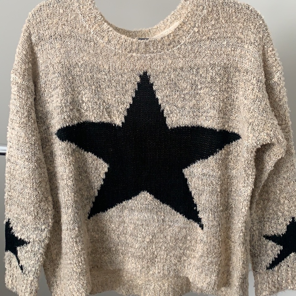 Sweater - Picture 2 of 5